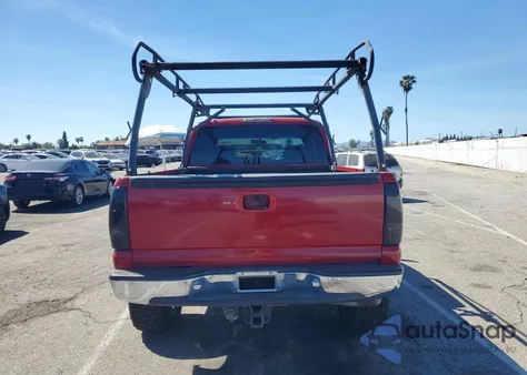 2001 Chevrolet Silverado K1500 z USA, uszkodzony, nr VIN 2GCEK19T311378032